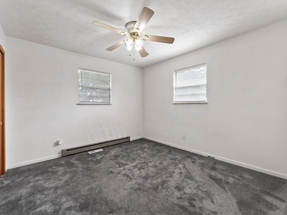 5th image of 218 Arnold Ave