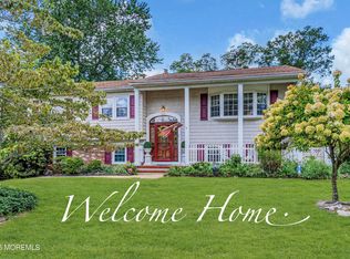 533 Skylark Dr, Toms River, NJ 08755