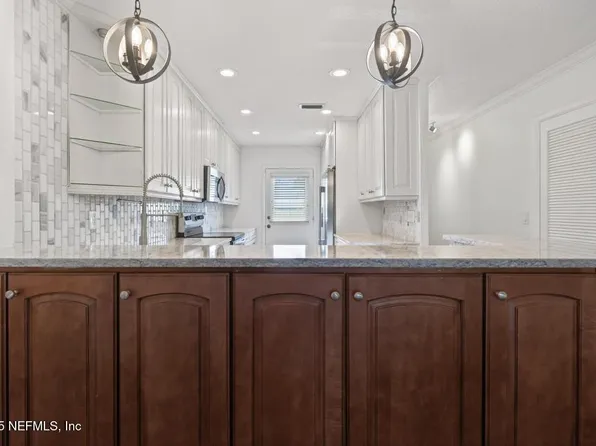 4975 SAN JOSE Boulevard #103, Jacksonville, FL 32207