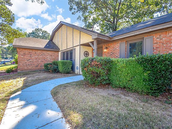 3rd image of 1237 Edgeworth Dr