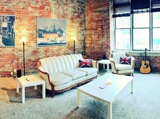 306 W 7th St APT 306, Kansas City, MO 64105