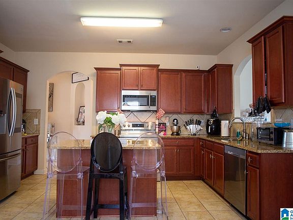 5th image of 5009 Kensington Pl
