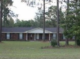 219 Forest Dr, Jesup, GA 31545