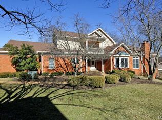 206 Carlyle Lake Dr, Saint Louis, MO 63141