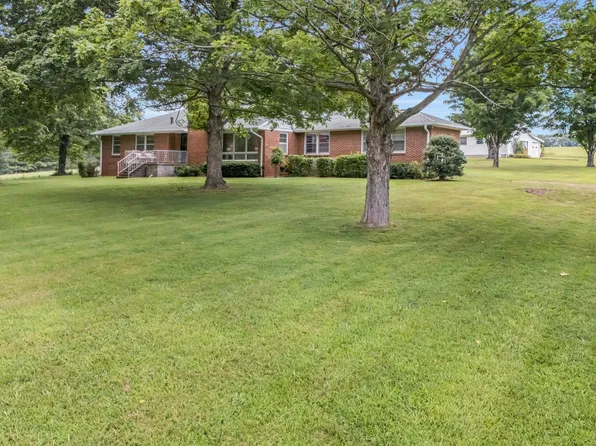 1305 Highway 48 S, Dickson, TN 37055