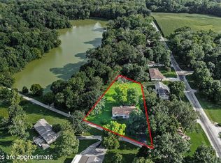 13810 Klaus Lake Rd, Highland, IL 62249