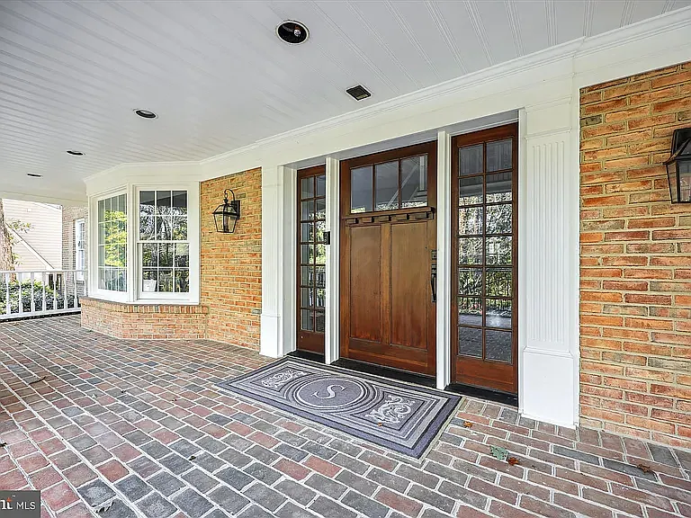 14708 Westbury Rd — Photo 3