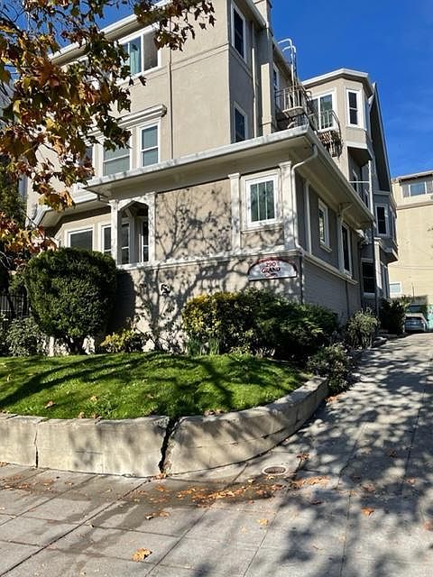 1st image of 290 Grand Ave #202