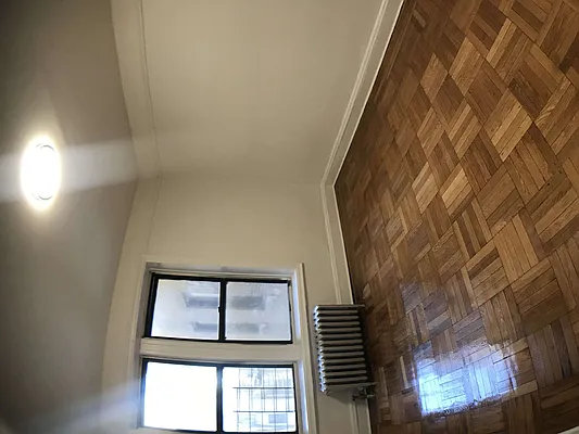 Rented by Clove Realty LLC | media 6