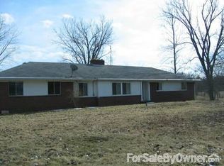 18131 Cross Creek Rd, Bowling Green, OH 43402