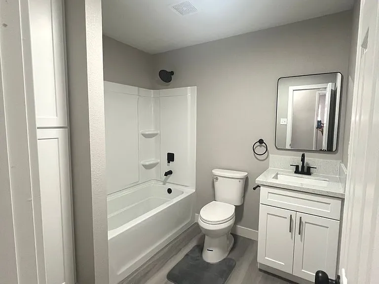 3801 Valley Forge Ave — Photo 28