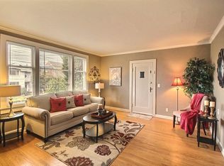 125 NE 61st St, Seattle, WA 98115