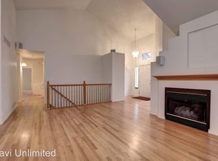 4054 Hawthorne Cir, Longmont, CO 80503