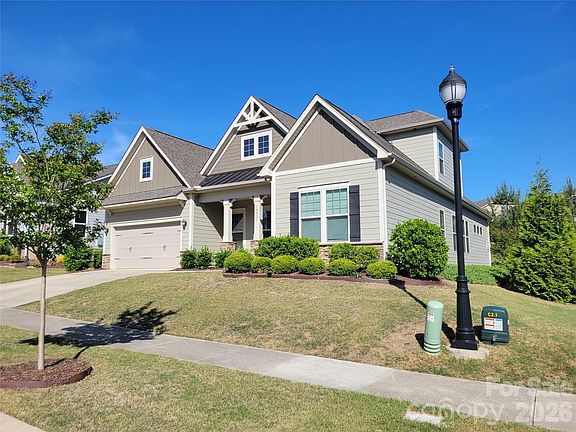 2nd image of 14027 Heron Crest Trce