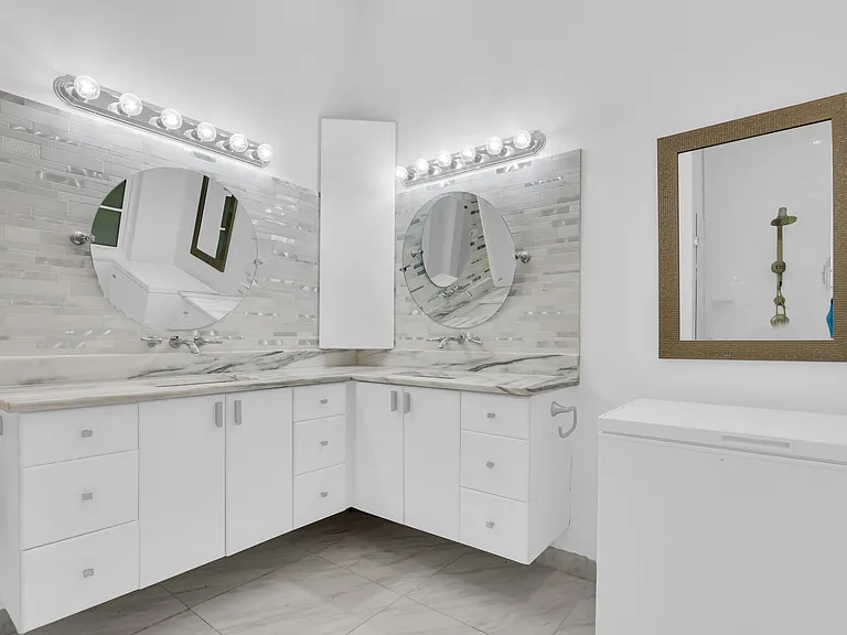 1726 Nature Ct — Photo 15