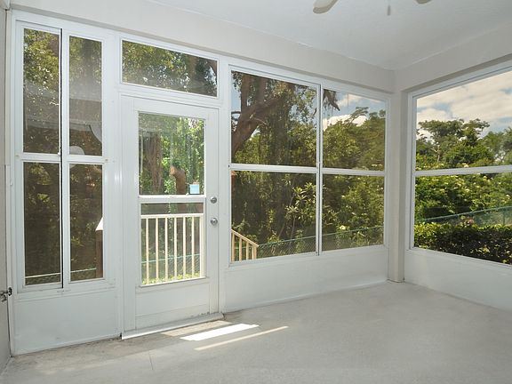 3rd image of 7008 Stonehedge Dr #152