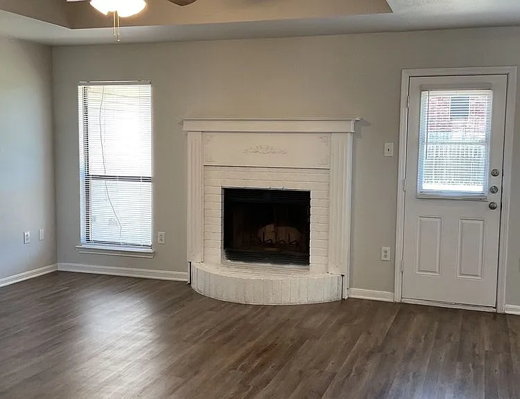 4208 Shagbark Dr — Photo 6