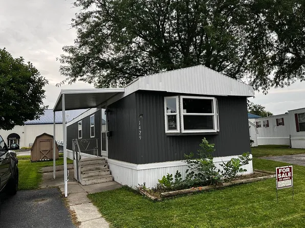 1429 Eastshore Dr, Findlay, OH 45840