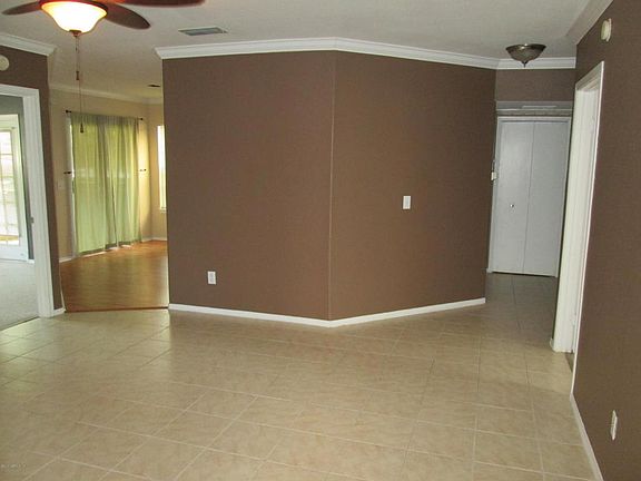 2nd image of 1701 The Greens Way APT 1414