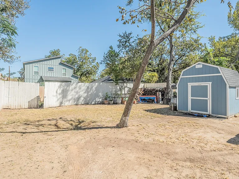 4506 Roberts Ave — Photo 15