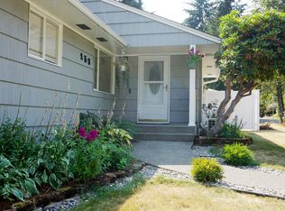 153 SW 208th St, Seattle, WA 98166