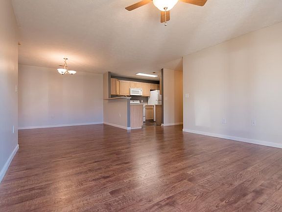4th image of 3126 Alexander Pl Unit 3126