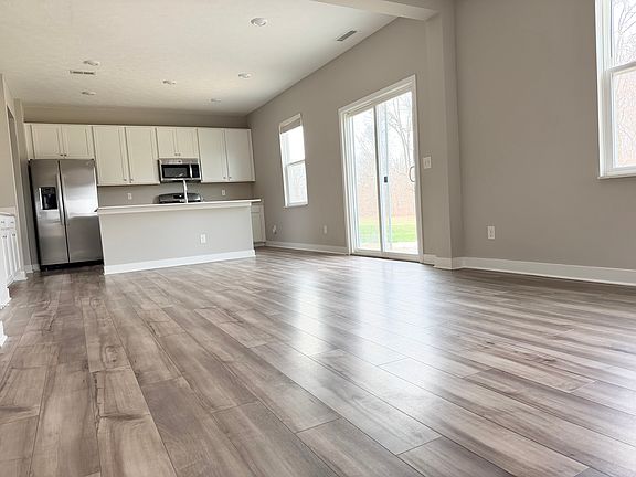 5th image of 2118 Bauer Creek Dr
