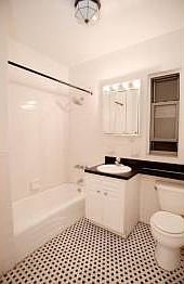 2nd image of 1 E 32nd St
