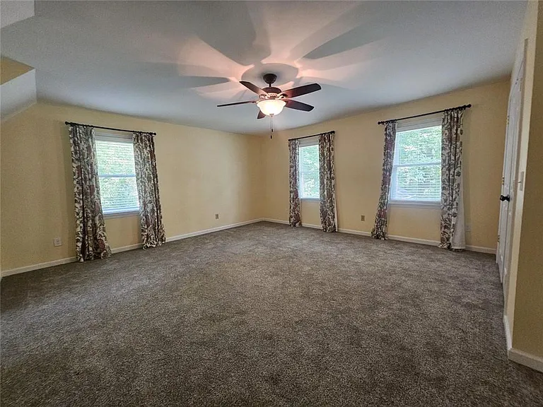 290 Oakmere Dr — Photo 19