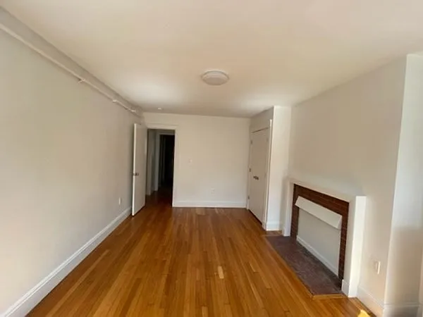 50 Englewood Ave #2 — Photo 7