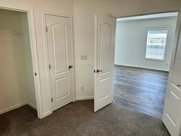 1270 Plymouth Pl — Photo 22