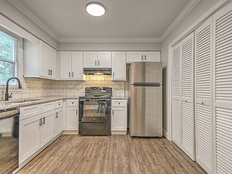 348 River Rd #A6 — Photo 13