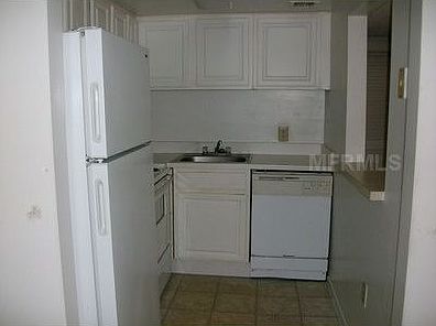 2nd image of 2547 N Alafaya Trl APT 90
