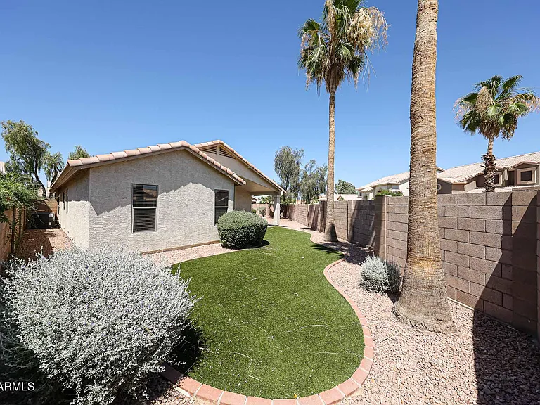 4047 E Jojoba Rd — Photo 36