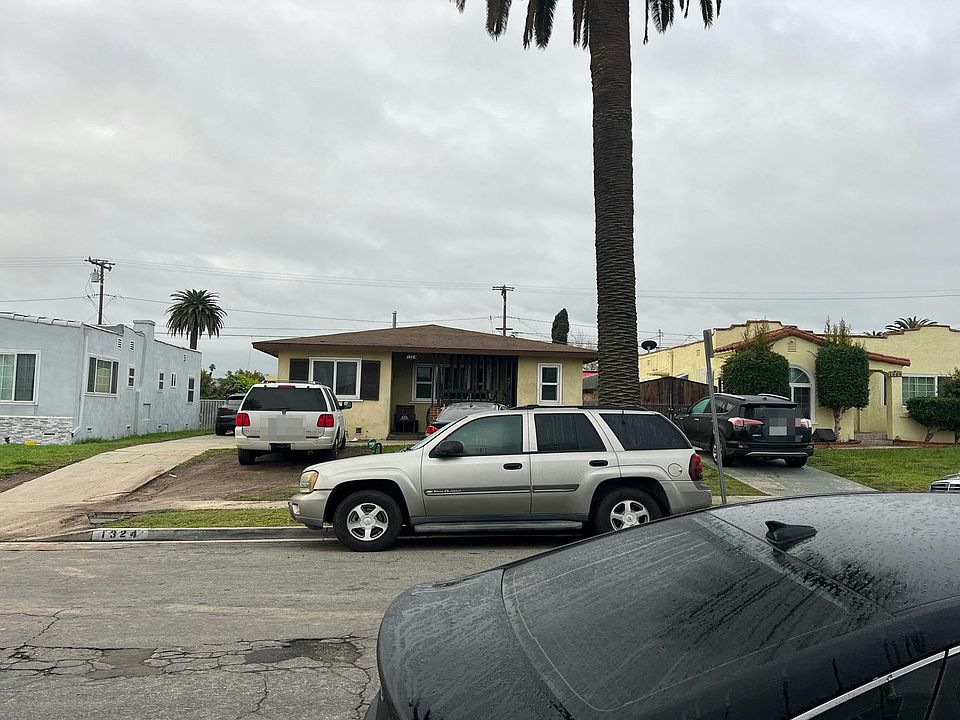 1st image of 1324 W 101st St