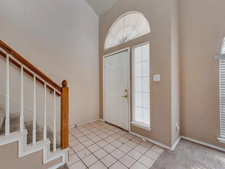 2909 Gatineau Ct — Photo 3