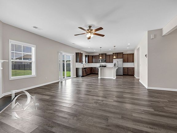 5th image of 5 Spinney Ct