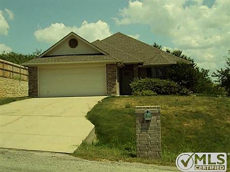 2nd image of 3206 Estate Dr