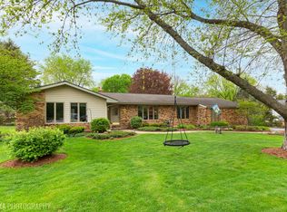 5914 Hamilton Dr, Crystal Lake, IL 60014