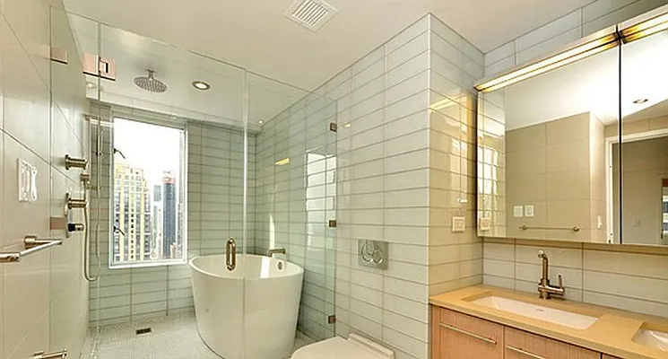 Rented by Taylor Made Brokerage, Inc | media 21