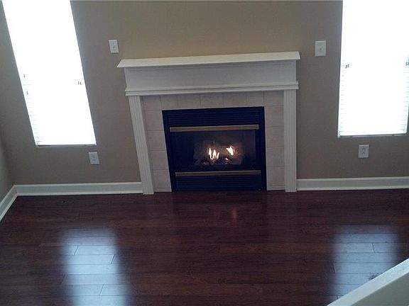 2nd image of 602 Daviess Dr