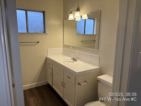 5th image of 847 W Pico Ave #D
