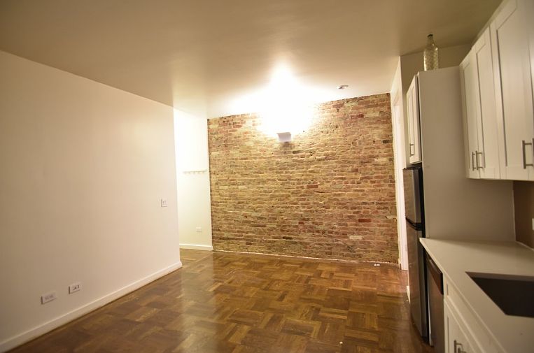 2nd image of 580 Saint Nicholas Ave Floor 2
