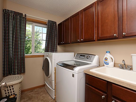 Upstairs Laundry