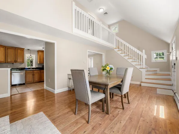 302 Ames Way, Centerville, MA 02632
