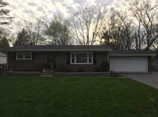 1609 N North Ave, McHenry, IL 60050