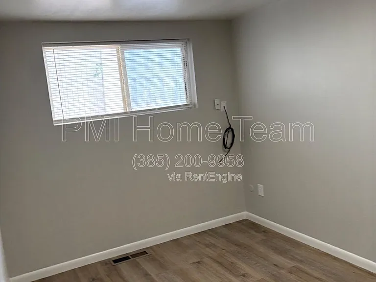 3476 Brinker Ave #8 — Photo 9