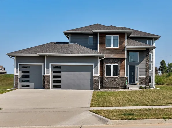 1801 Redbud St, Norwalk, IA 50211