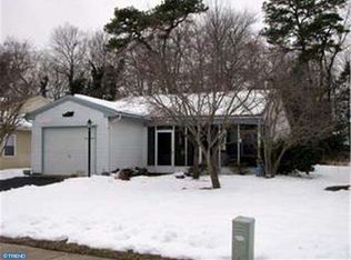 53 Sheffield Pl, Southampton, NJ 08088