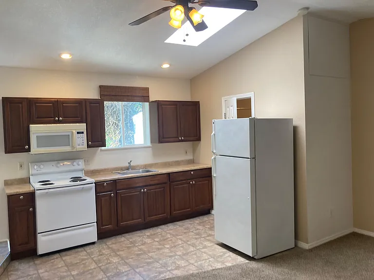 4789 W Mountain View Dr — Photo 8